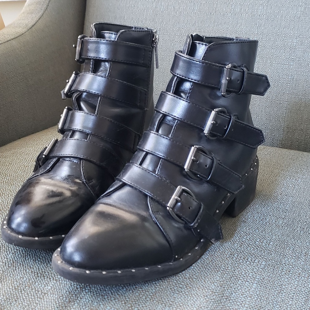 A New Day Nikko Ankle Boots